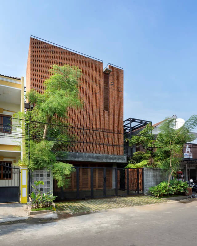 photo 1 1568340786941308052178