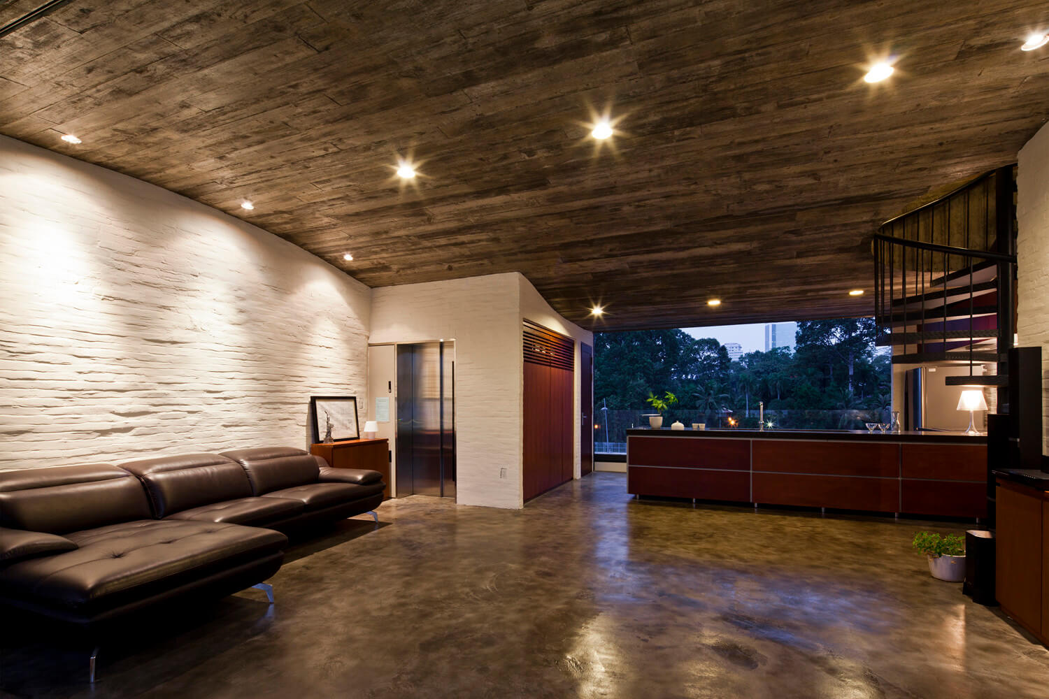 pic12 4F living night